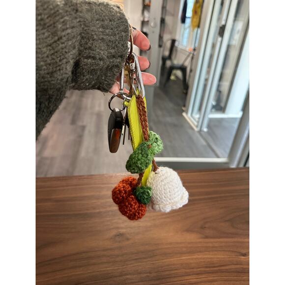 Brand New Hand Made Crochet Halloween Fall Ghost Pumpkin Bag Charm - Picture 8 of 8